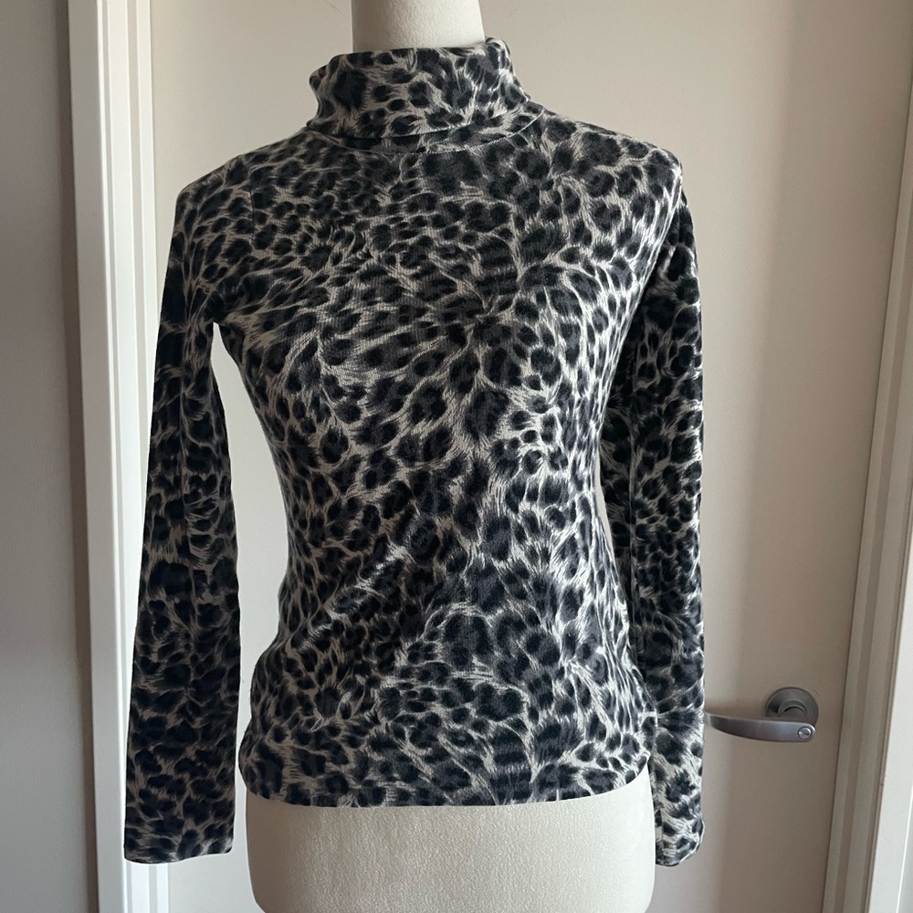 Neiman Marcus Cashmere Collection Tight Knit Leopard Print Turtleneck Sweater XS